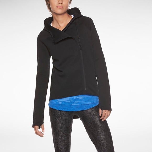 Nike Tech Fleece Cape Jacket. - Picture 6 of 6